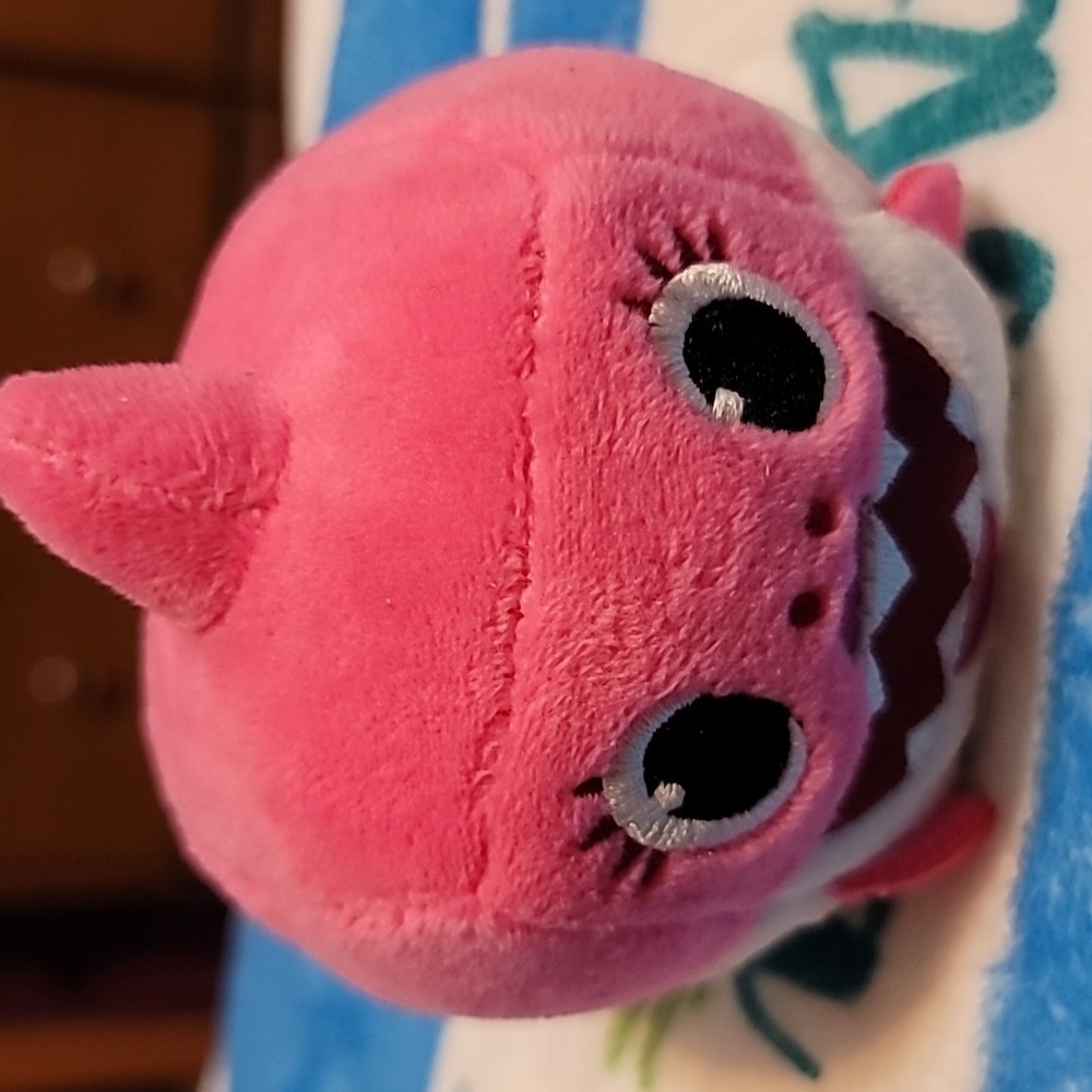 Baby Shark Plush (plays Baby Shark)
